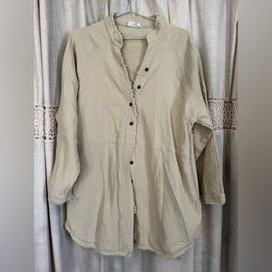 CJLA Carly Jean Piper Long Sleeve Top L